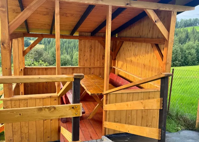 בית נופש Juka ביאלי דונאייק